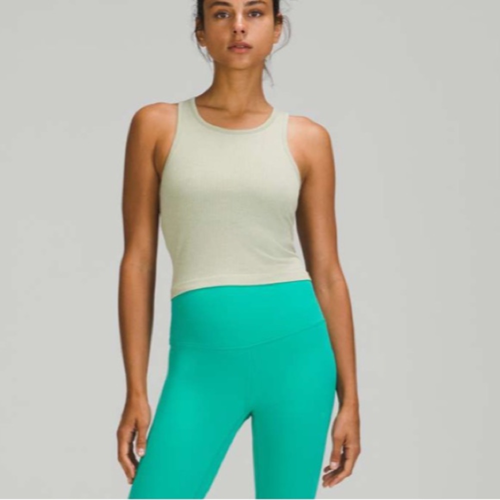 Lululemon Ebb to Street Cropped